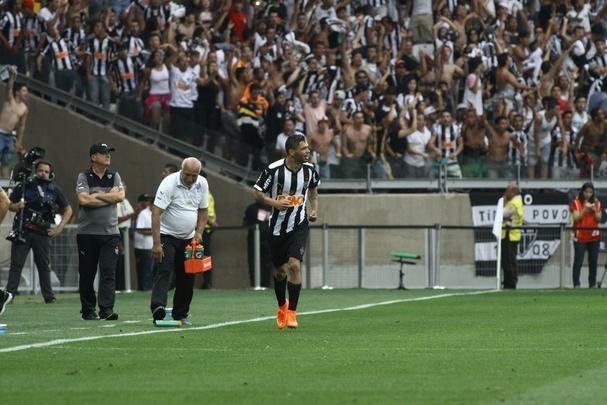 Fotos do clssico entre Cruzeiro e Atltico, no Mineiro, pela 23 rodada do Brasileiro