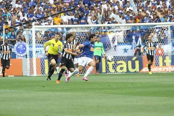 Fotos do clssico entre Cruzeiro e Atltico, no Mineiro, pela 23 rodada do Brasileiro