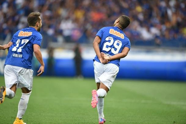 Fotos do clssico entre Cruzeiro e Atltico, no Mineiro, pela 23 rodada do Brasileiro