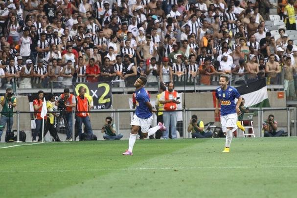 Fotos do jogo entre Cruzeiro e Atltico, no Mineiro, pela 23 rodada do Brasileiro