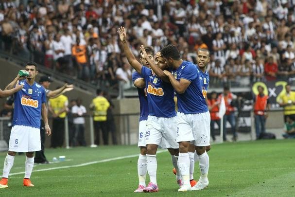 Fotos do jogo entre Cruzeiro e Atltico, no Mineiro, pela 23 rodada do Brasileiro