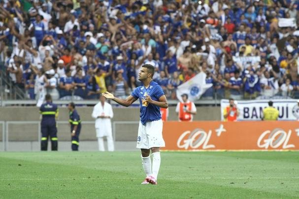 Fotos do jogo entre Cruzeiro e Atltico, no Mineiro, pela 23 rodada do Brasileiro
