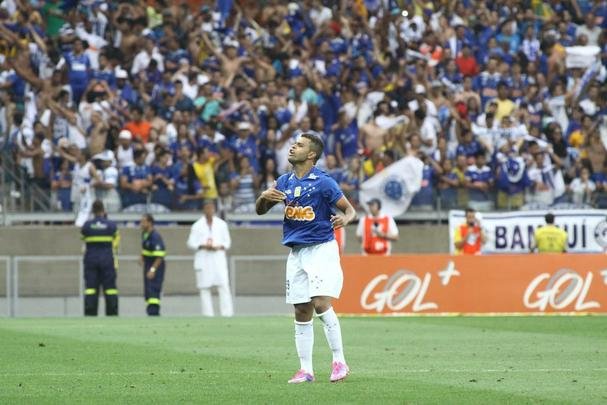 Fotos do jogo entre Cruzeiro e Atltico, no Mineiro, pela 23 rodada do Brasileiro
