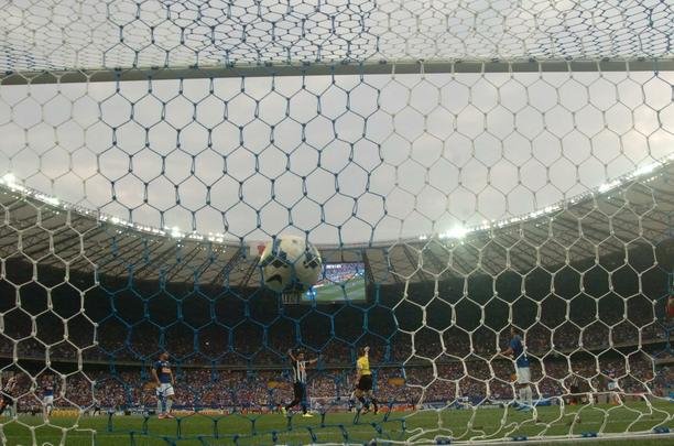 Fotos do clssico entre Atltico e Cruzeiro, no Mineiro, pela 23 rodada do Brasileiro