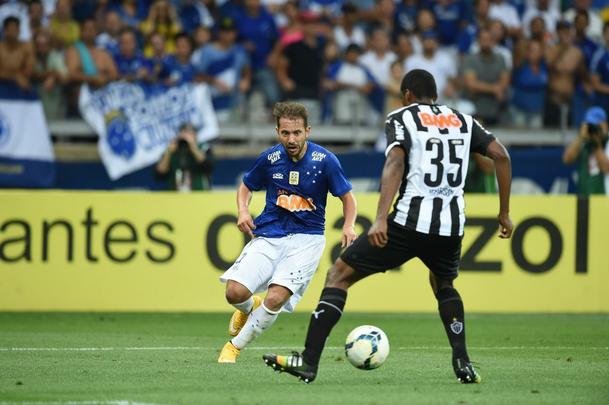 Fotos do clssico entre Atltico e Cruzeiro, no Mineiro, pela 23 rodada do Brasileiro