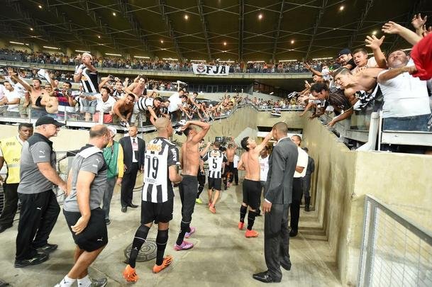 Fotos do clssico entre Atltico e Cruzeiro, no Mineiro, pela 23 rodada do Brasileiro