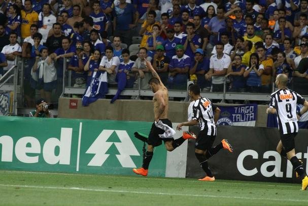 Fotos do clssico entre Atltico e Cruzeiro, no Mineiro, pela 23 rodada do Brasileiro