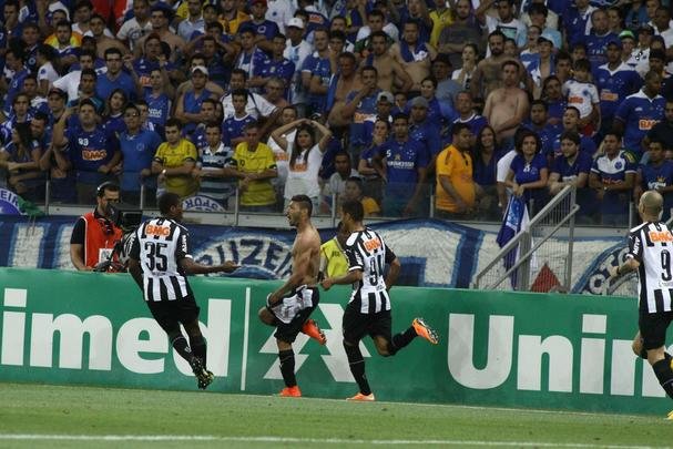 Fotos do clssico entre Atltico e Cruzeiro, no Mineiro, pela 23 rodada do Brasileiro