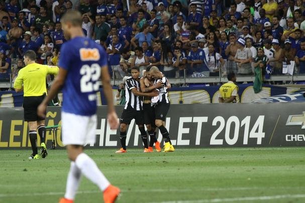 Fotos do clssico entre Atltico e Cruzeiro, no Mineiro, pela 23 rodada do Brasileiro