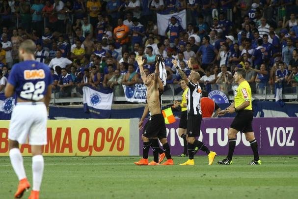 Fotos do clssico entre Atltico e Cruzeiro, no Mineiro, pela 23 rodada do Brasileiro