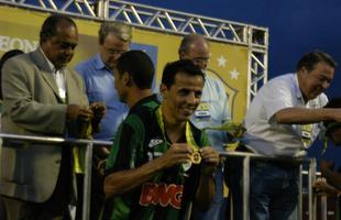 Em 2009, Givanildo voltou a registrar seu nome na histria do Coelho. Dessa vez, com o trofu da Srie C: nove vitrias, dois empates e trs derrotas.