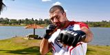 Lanamento do primeiro UFC em Uberlndia - Mauricio Shogun posa no Parque do Sabi