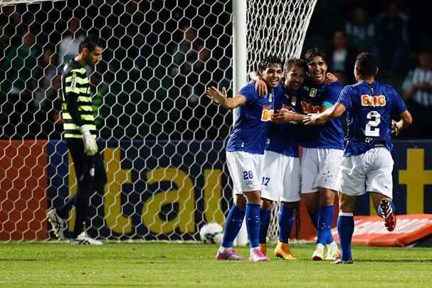 Equipes se enfrentam pela 24ª rodada do Brasileirão, no estádio Couto Pereira