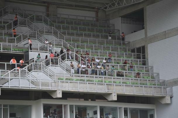 Imagens da torcida no jogo entre Atltico e Vitria pelo Campeonato Brasileiro