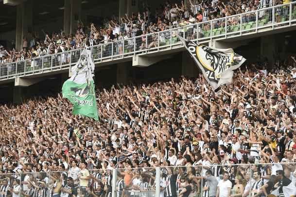 Imagens da torcida no jogo entre Atltico e Vitria pelo Campeonato Brasileiro