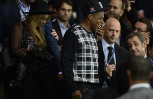 Jogo pela Liga dos Campees entre PSG e Barcelona, em Paris, reuniu cantora Beyonc e seu marido, o rapper Jay-Z; o ex-jogador ingls David Beckham e o ex-presidente da Frana, Nicolas Sarkozy