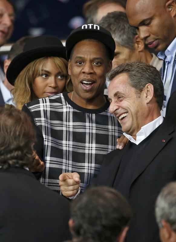Jogo pela Liga dos Campees entre PSG e Barcelona, em Paris, reuniu cantora Beyonc e seu marido, o rapper Jay-Z; o ex-jogador ingls David Beckham e o ex-presidente da Frana, Nicolas Sarkozy