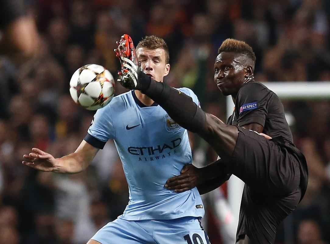 Jogo entre Manchester City x Roma terminou empatado em 1 a 1