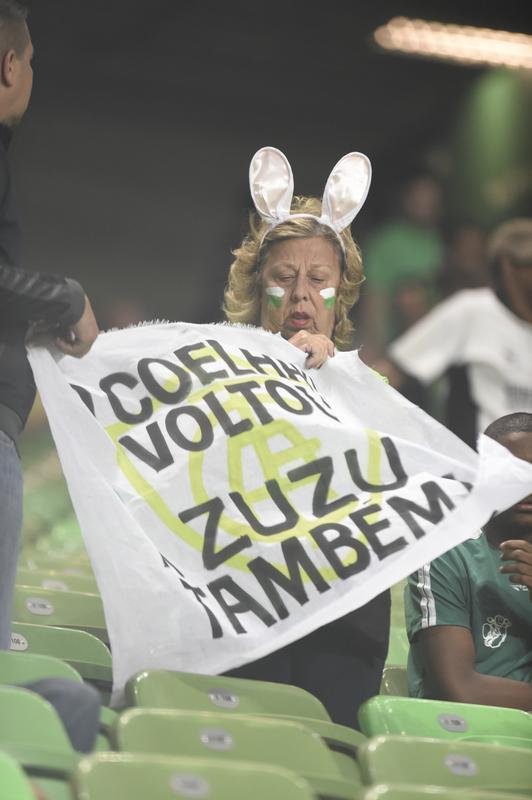 Fotos do jogo entre Amrica e Atltico-GO, no Independncia, pela 27 rodada da Srie B do Brasileiro