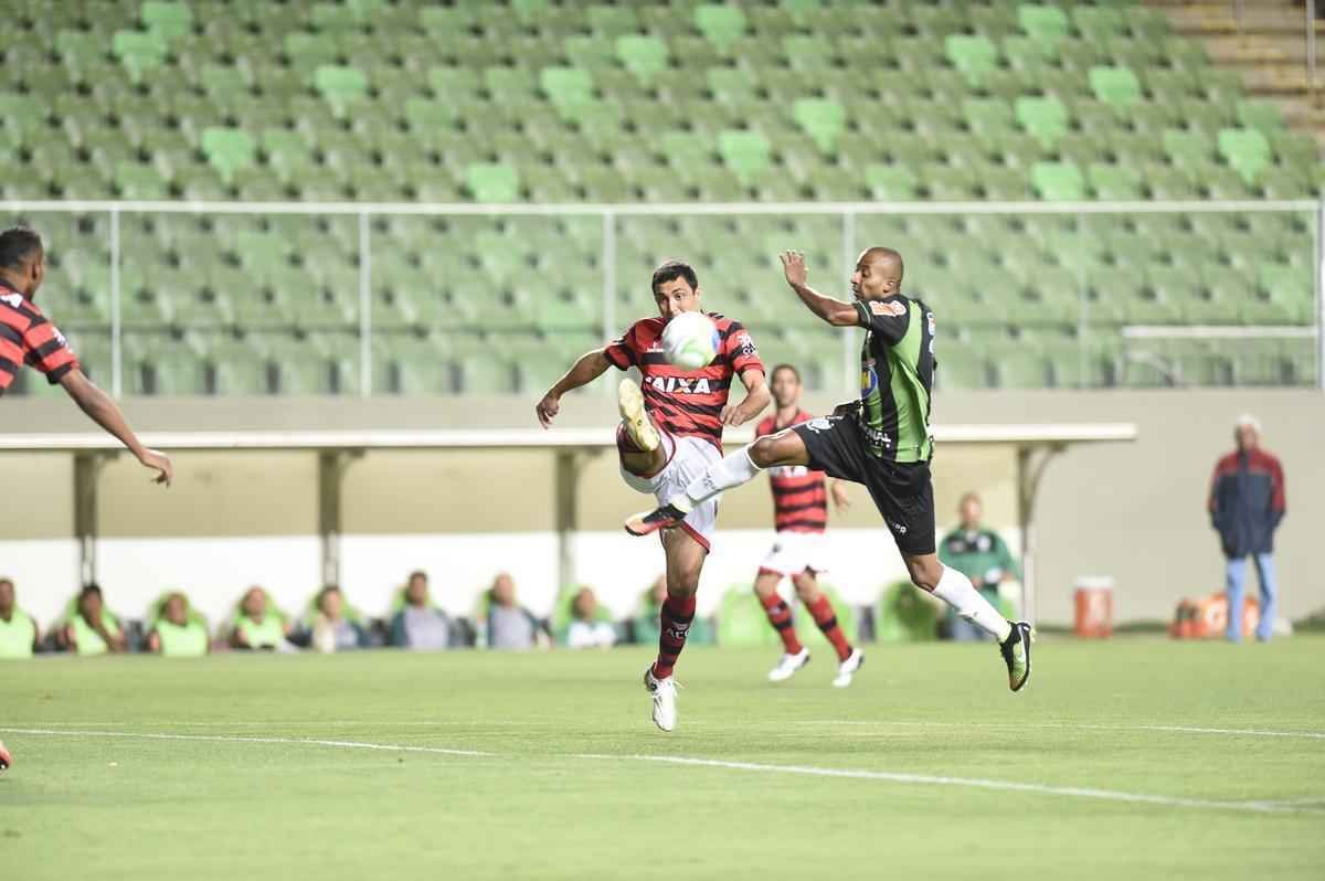 Fotos do jogo entre Amrica e Atltico-GO, no Independncia, pela 27 rodada da Srie B do Brasileiro