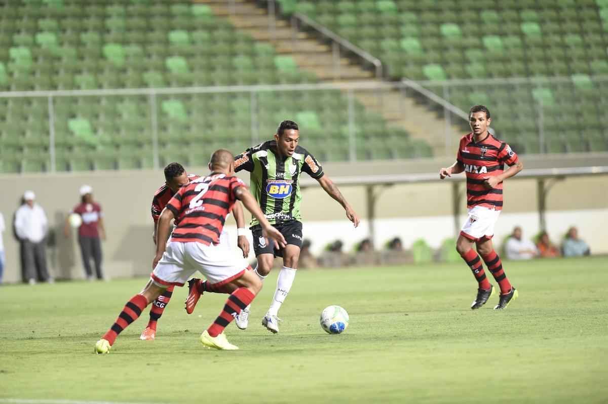 Fotos do jogo entre Amrica e Atltico-GO, no Independncia, pela 27 rodada da Srie B do Brasileiro