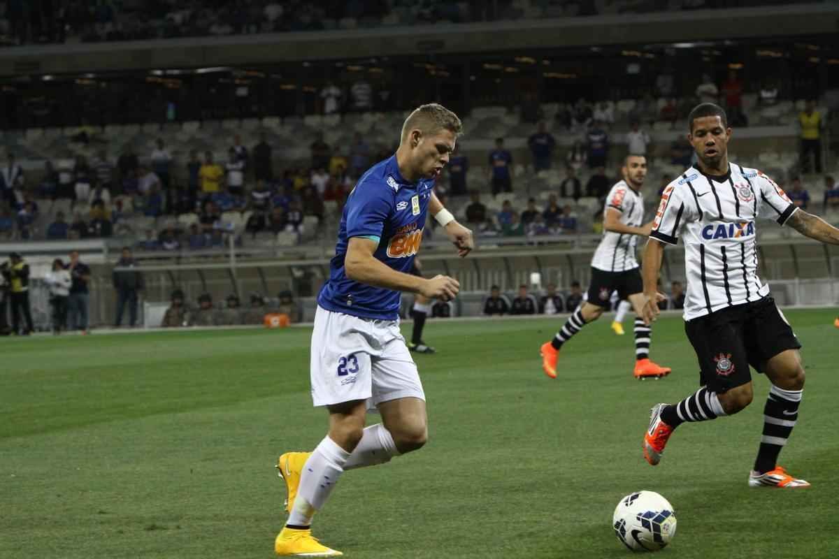 Confira imagens da partida entre Cruzeiro e Corinthians, pela 27 rodada do Campeonato Brasileiro