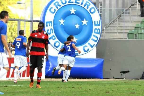 Em 2012, Cruzeiro venceu o Flamengo no Independncia por 1 a 0, gol de Borges.