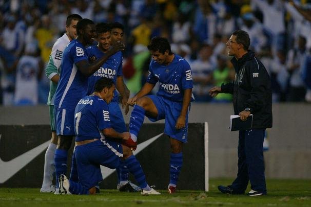No Brasileiro de 2008, o Cruzeiro venceu o Flamengo no Maracan por 2 a 1. O jogo ficou marcado pela grande presena de cruzeirenses no Rio.