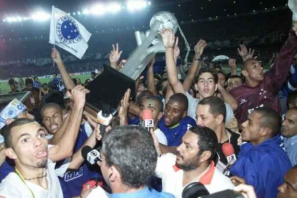 Jogadores fizeram uma grande festa no gramado do Mineirão.