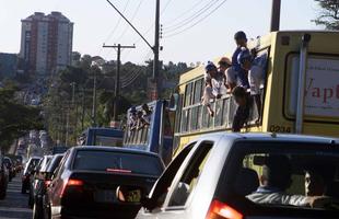 Torcedores formaram longos congestionamentos antes do jogo contra o So Paulo, nas avenidas de acesso ao estdio.