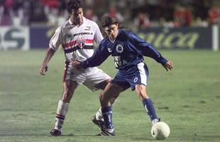 Em 2000, a final foi contra o So Paulo. No primeiro jogo, no Morumbi, houve empate por 0 a 0.