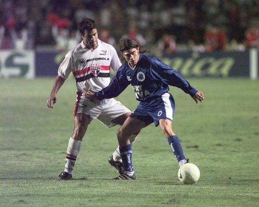 Em 2000, a final foi contra o São Paulo. No primeiro jogo, no Morumbi, houve empate por 0 a 0.