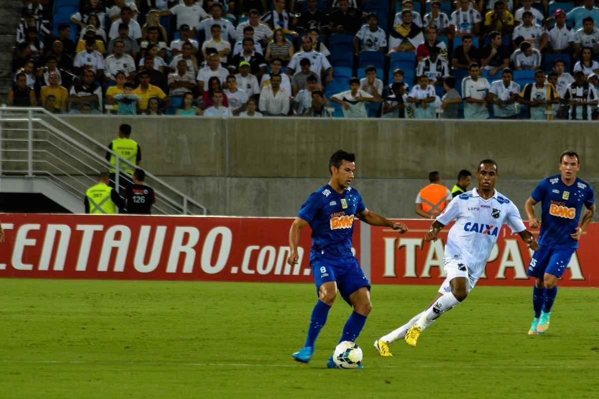 Cruzeiro sofreu e foi derrotado para o ABC, que briga para no cair para a Terceira Diviso