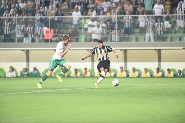 Imagens de Atltico x Chapecoense no Independncia, pela 34 rodada do Campeonato Brasileiro