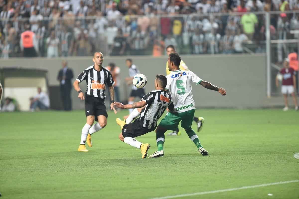 Imagens de Atltico x Chapecoense no Independncia, pela 34 rodada do Campeonato Brasileiro