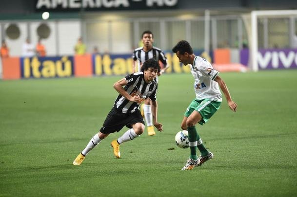Imagens de Atltico x Chapecoense no Independncia, pela 34 rodada do Campeonato Brasileiro
