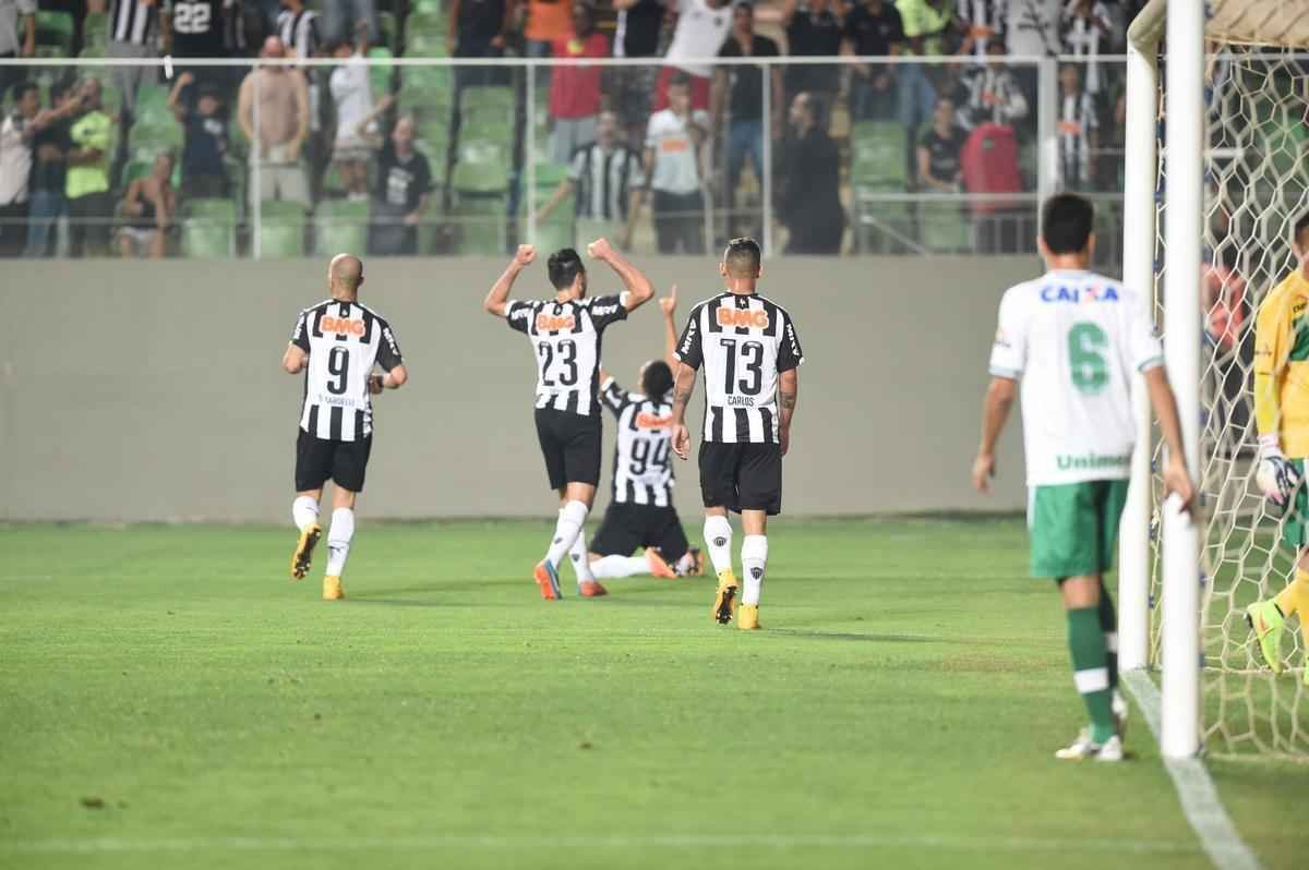 Imagens de Atltico x Chapecoense no Independncia, pela 34 rodada do Campeonato Brasileiro