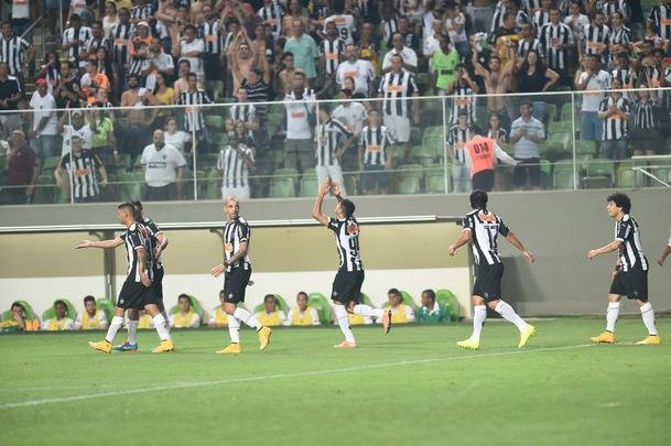 Imagens de Atltico x Chapecoense no Independncia, pela 34 rodada do Campeonato Brasileiro