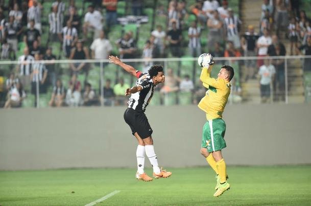 Imagens de Atltico x Chapecoense no Independncia, pela 34 rodada do Campeonato Brasileiro