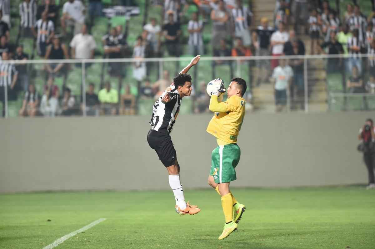 Imagens de Atltico x Chapecoense no Independncia, pela 34 rodada do Campeonato Brasileiro