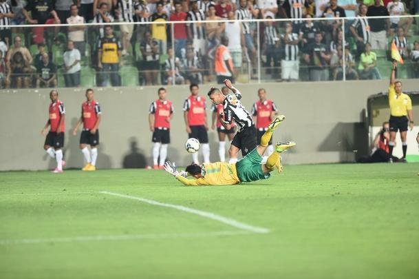 Imagens de Atltico x Chapecoense no Independncia, pela 34 rodada do Campeonato Brasileiro