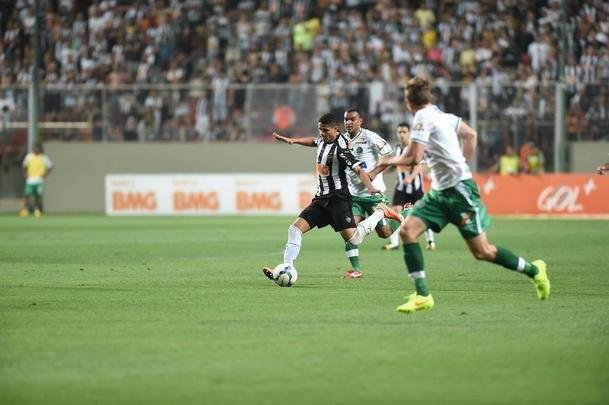 Imagens de Atltico x Chapecoense no Independncia, pela 34 rodada do Campeonato Brasileiro