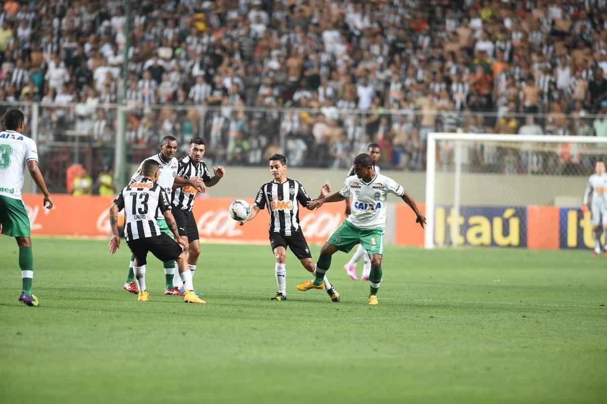 Imagens de Atltico x Chapecoense no Independncia, pela 34 rodada do Campeonato Brasileiro