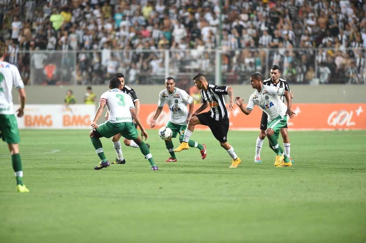 Imagens de Atltico x Chapecoense no Independncia, pela 34 rodada do Campeonato Brasileiro