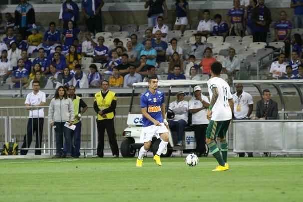Fotos do jogo entre Cruzeiro e Palmeiras, no Mineiro, pela 30 rodada do Campeonato Brasileiro