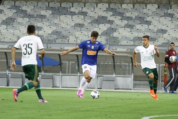 Fotos do jogo entre Cruzeiro e Palmeiras, no Mineiro, pela 30 rodada do Campeonato Brasileiro