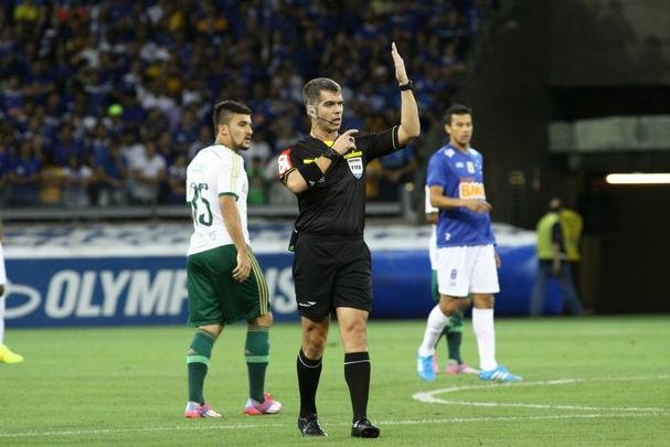 Fotos do jogo entre Cruzeiro e Palmeiras, no Mineiro, pela 30 rodada do Campeonato Brasileiro