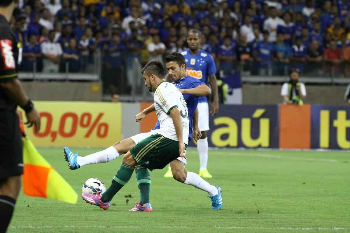Fotos do jogo entre Cruzeiro e Palmeiras, no Mineiro, pela 30 rodada do Campeonato Brasileiro