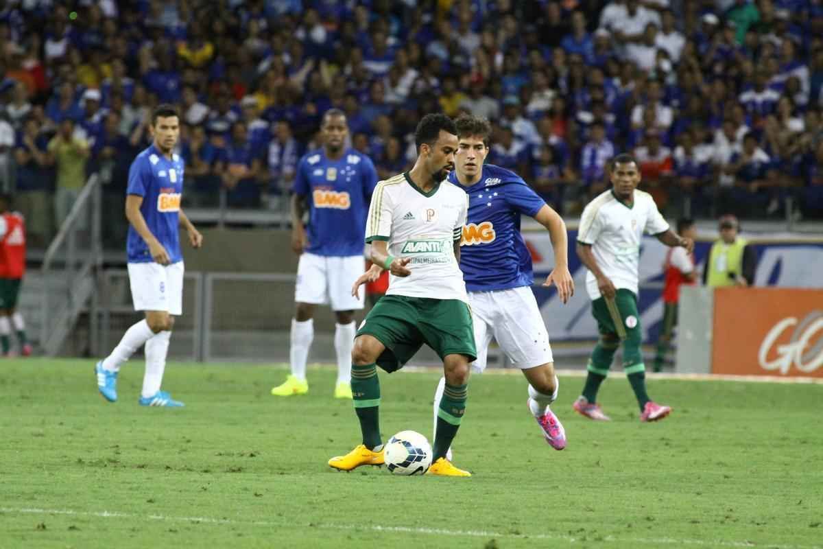 Fotos do jogo entre Cruzeiro e Palmeiras, no Mineiro, pela 30 rodada do Campeonato Brasileiro