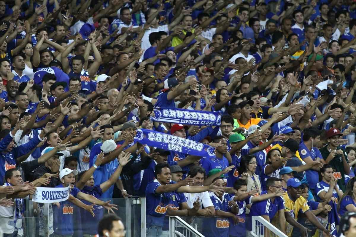 Fotos do jogo entre Cruzeiro e Palmeiras, no Mineiro, pela 30 rodada do Campeonato Brasileiro
